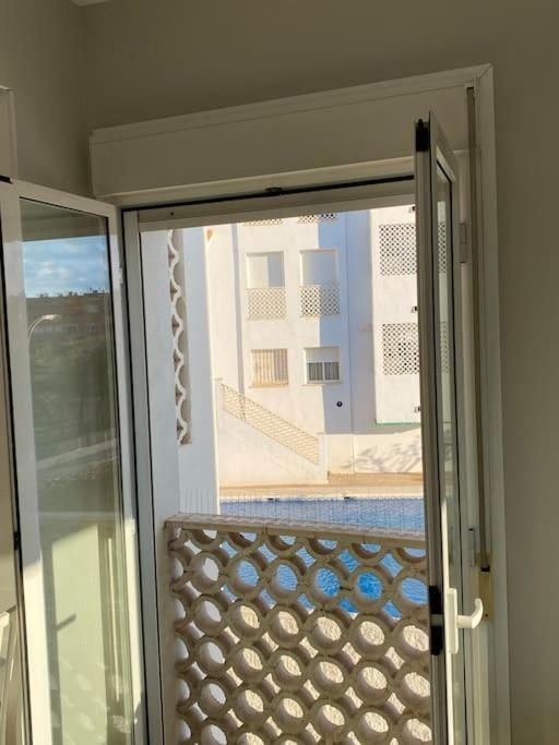 Lovely Tona توريمولينوس المظهر الخارجي الصورة